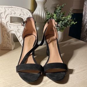 Madden Girl Beella Black Open-toe Ankle Strap Block Heel Sandals size 7